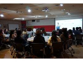 光州全南举行汉语教师合作会谈